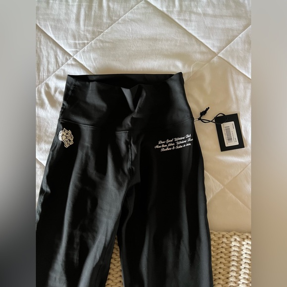 Darc Sport Gracie "Georgia" Energy Flare Leggings in Black - Picture 3 of 7